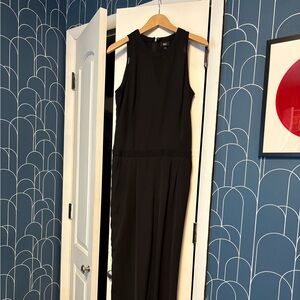 MOSSIMO SLEEVELESS JUMPSUIT ✨Worn once! ✨